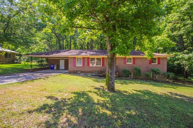6113 Pinecrest Drive - Photo 1