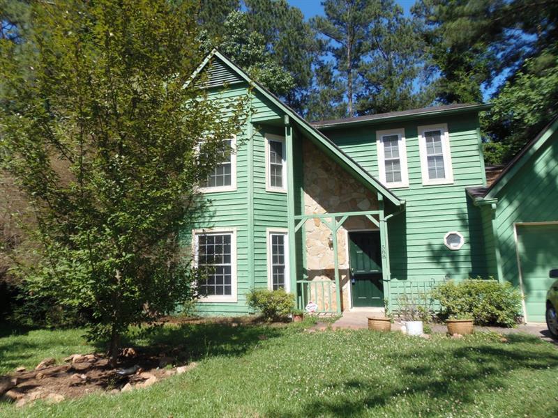 588 Woodbridge Court - Photo 1