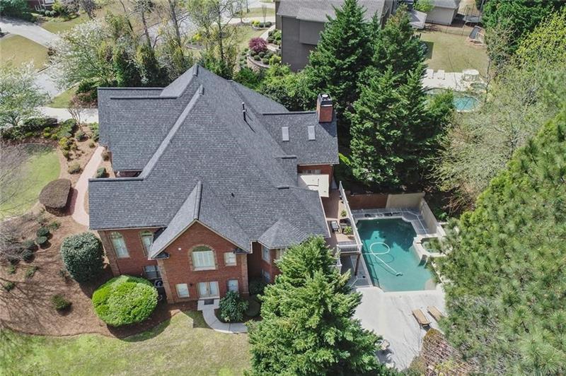 560 Meadows Creek Drive - Photo 1