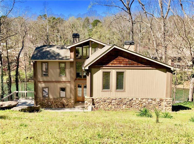 624 Lakeshore Drive - Photo 1