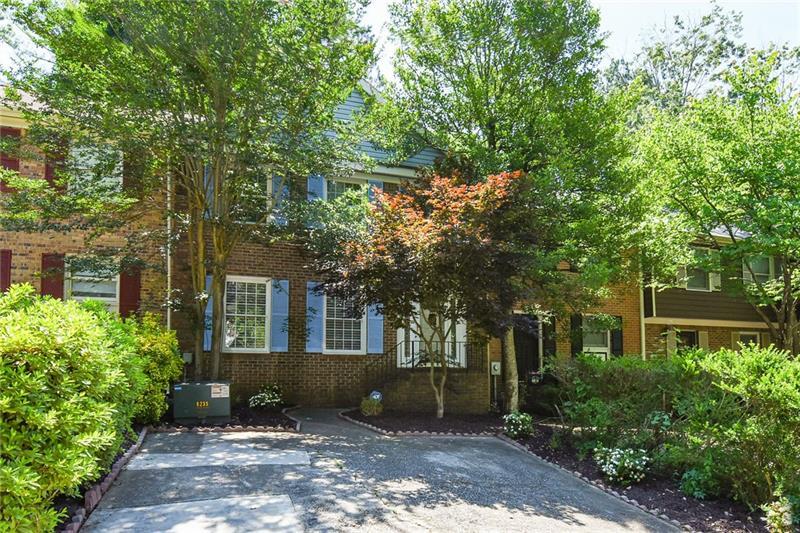 1459 Bentley Lane - Photo 1