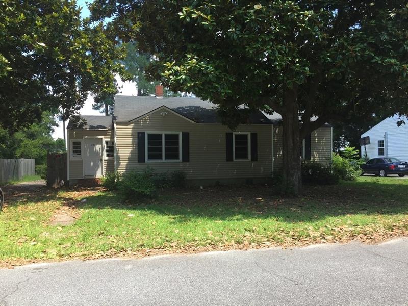 233 Peachtree Circle - Photo 1