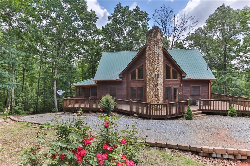 285 Ridgeway Circle - Photo 1