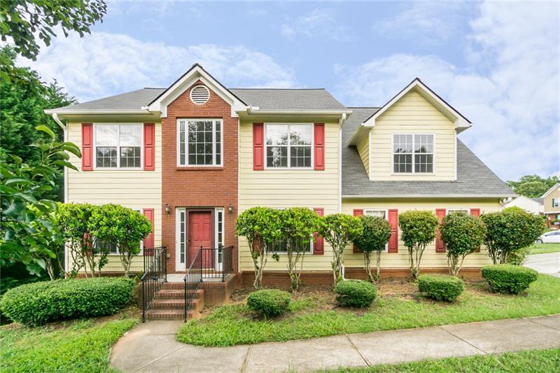 352 Grovehurst Walk - Photo 1