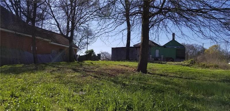 662 Jones Avenue - Photo 1