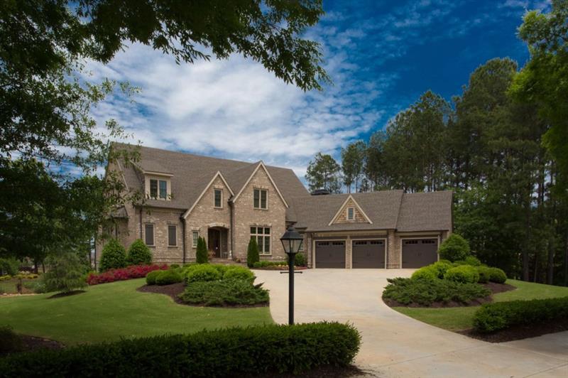 350 Newhaven Drive - Photo 1