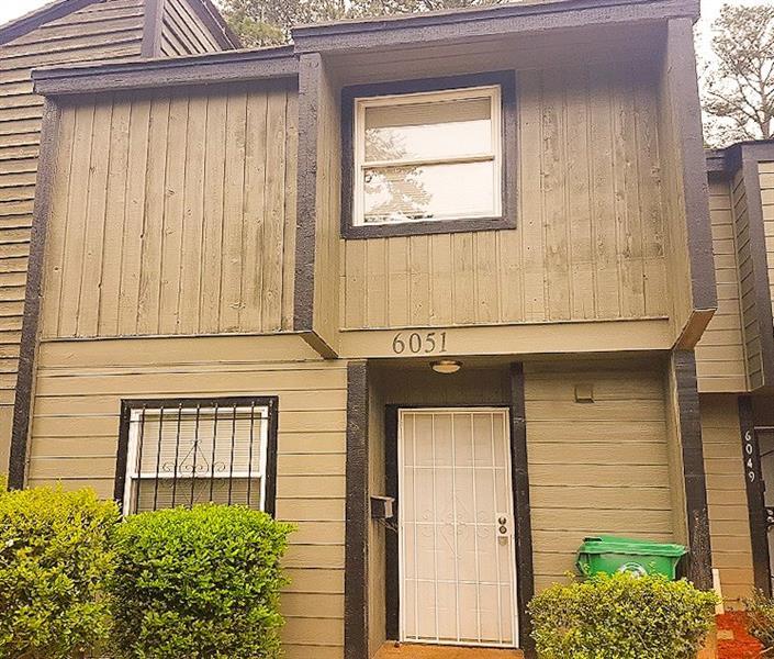 6051 Regent Manor - Photo 1