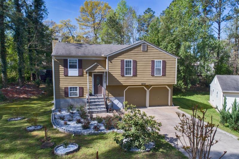 630 Fieldwood Lane - Photo 1
