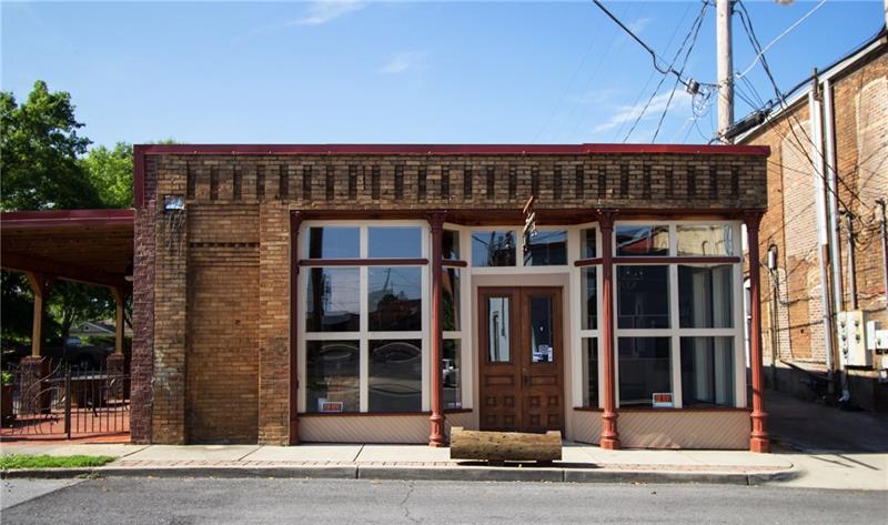110 Herbert Street - Photo 1