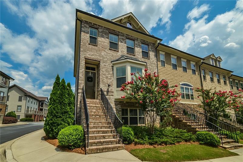 4673 Pine Street - Photo 1