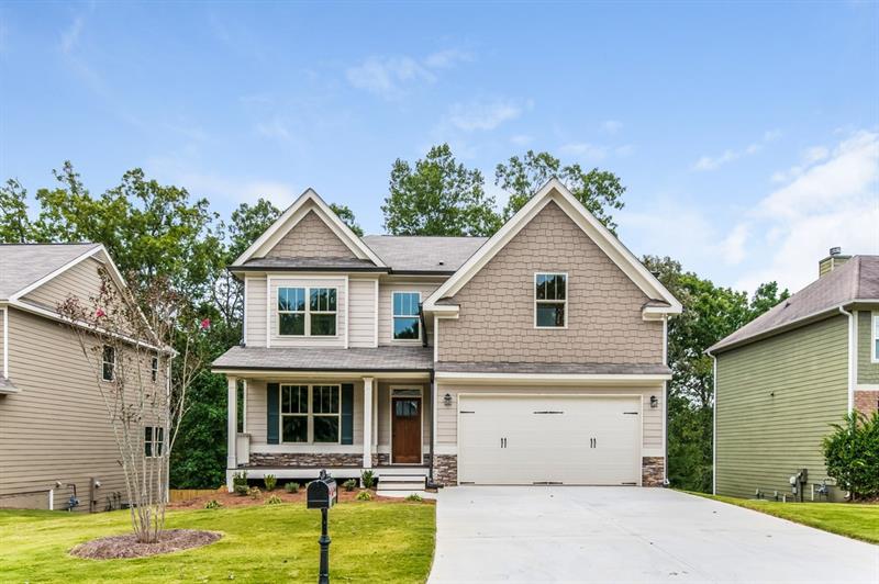 460 Longwood Place - Photo 1