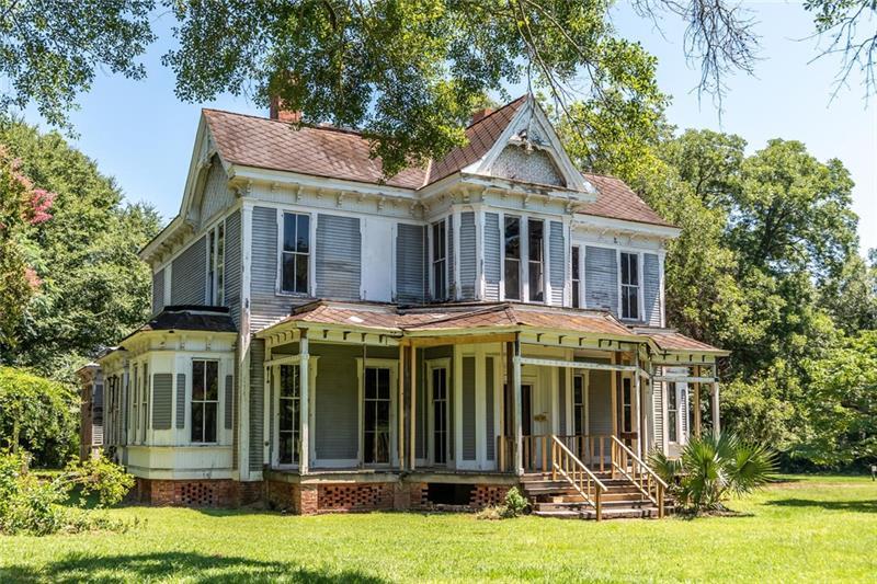 498 Main Street - Photo 1