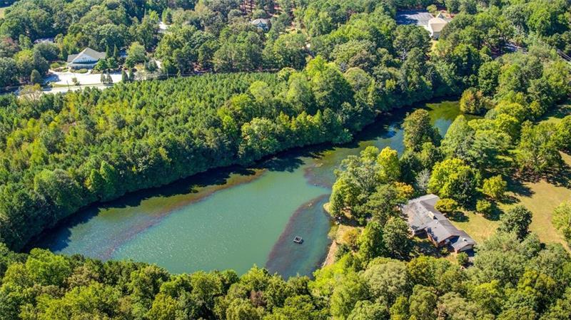 445 Hembree Road - Photo 1