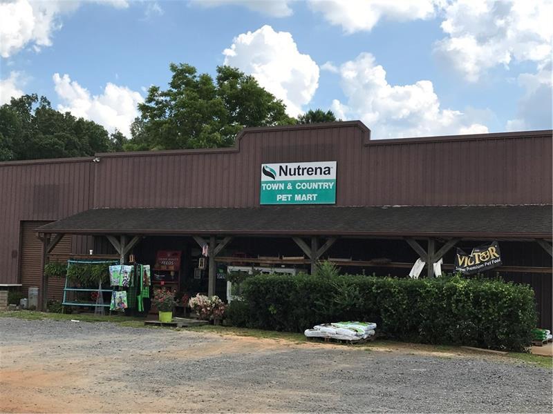 555 Main Street - Photo 1