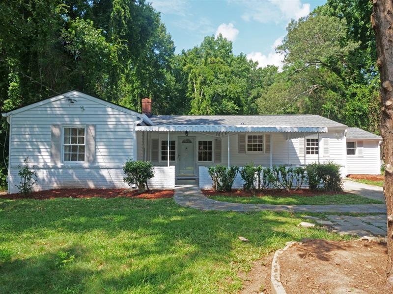 1401 Fairburn Road - Photo 1