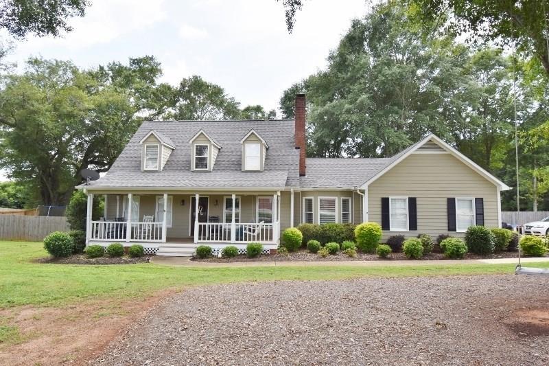 100 Dickens Lane - Photo 1