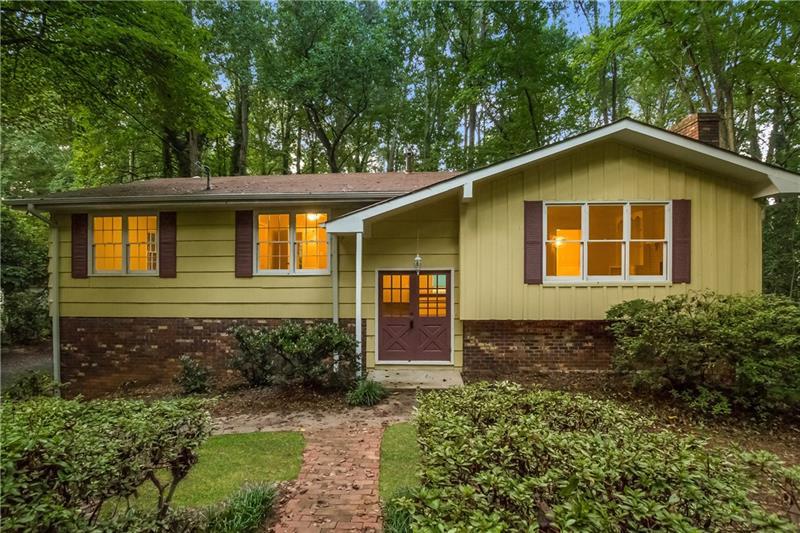 295 Redwood Drive - Photo 1