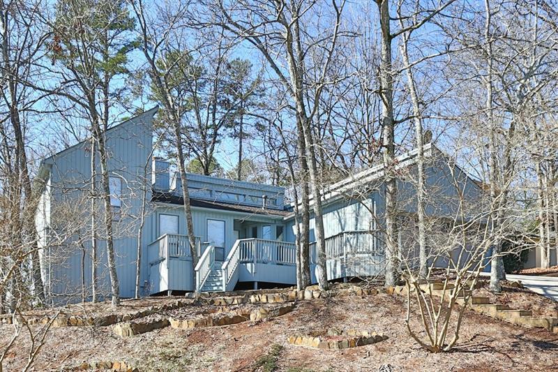 135 Falcon Bluff - Photo 1