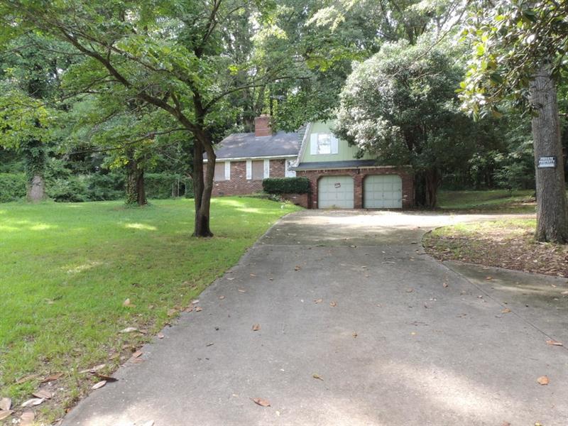 7229 Mount Zion Boulevard - Photo 1