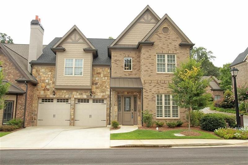 880 Candler Street - Photo 1