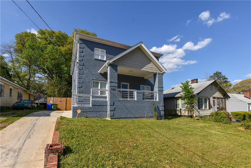 1503 Westview Drive - Photo 1