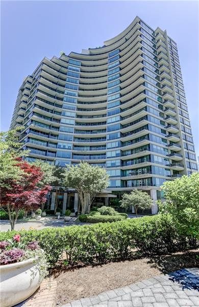 700 Park Regency Place - Photo 1