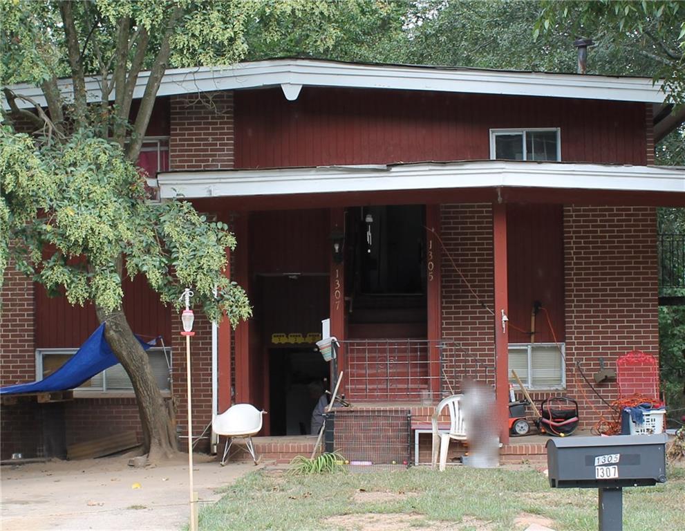 1305 Clermont Avenue - Photo 1