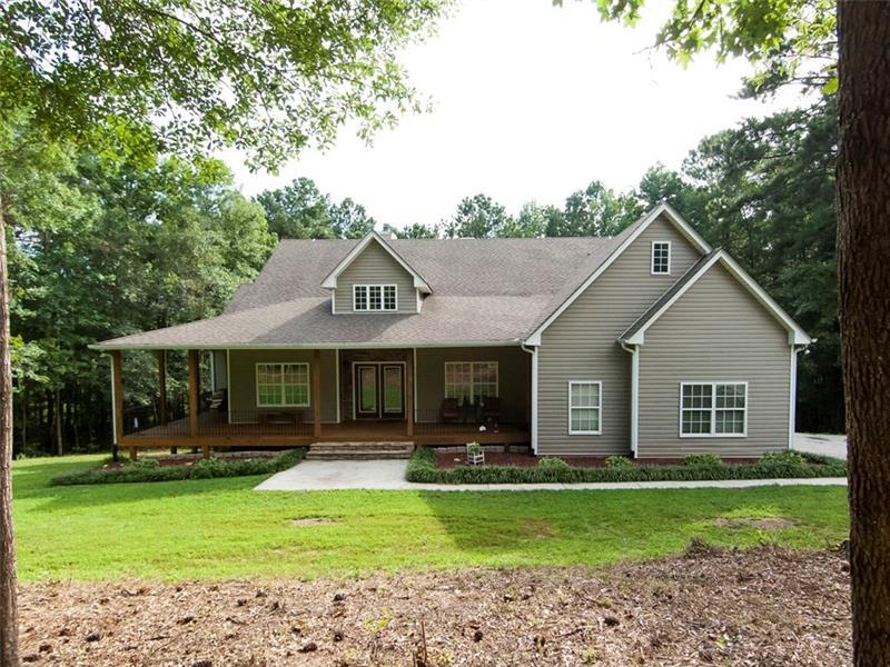 141 Parkway Circle - Photo 1