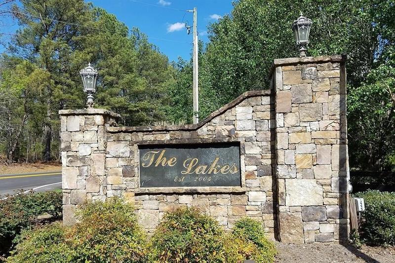 1017 Renfroe Lake Drive - Photo 1