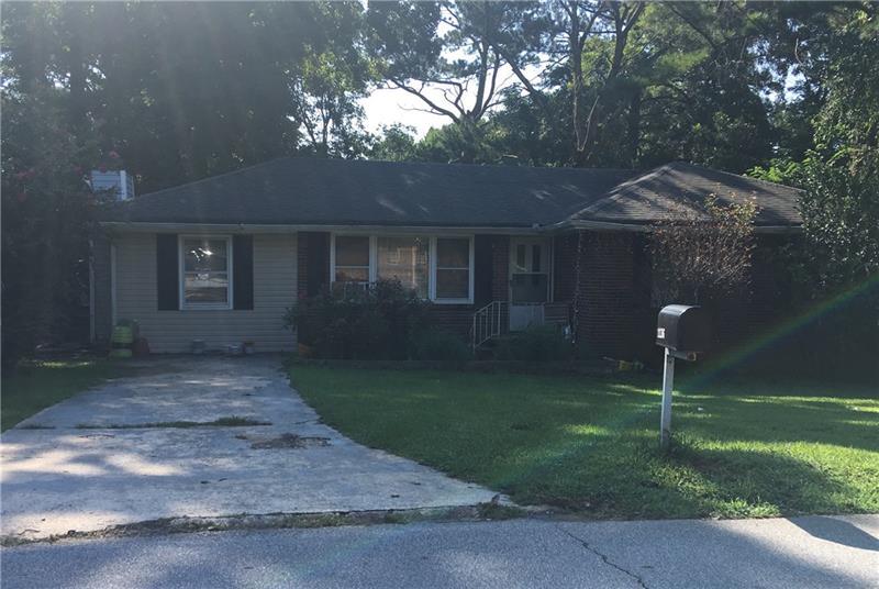 1136 Holly Circle - Photo 1