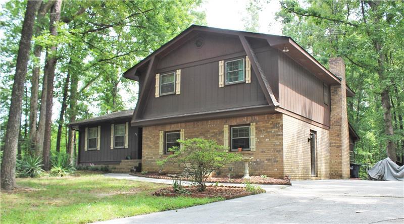 2482 Poplar Street - Photo 1