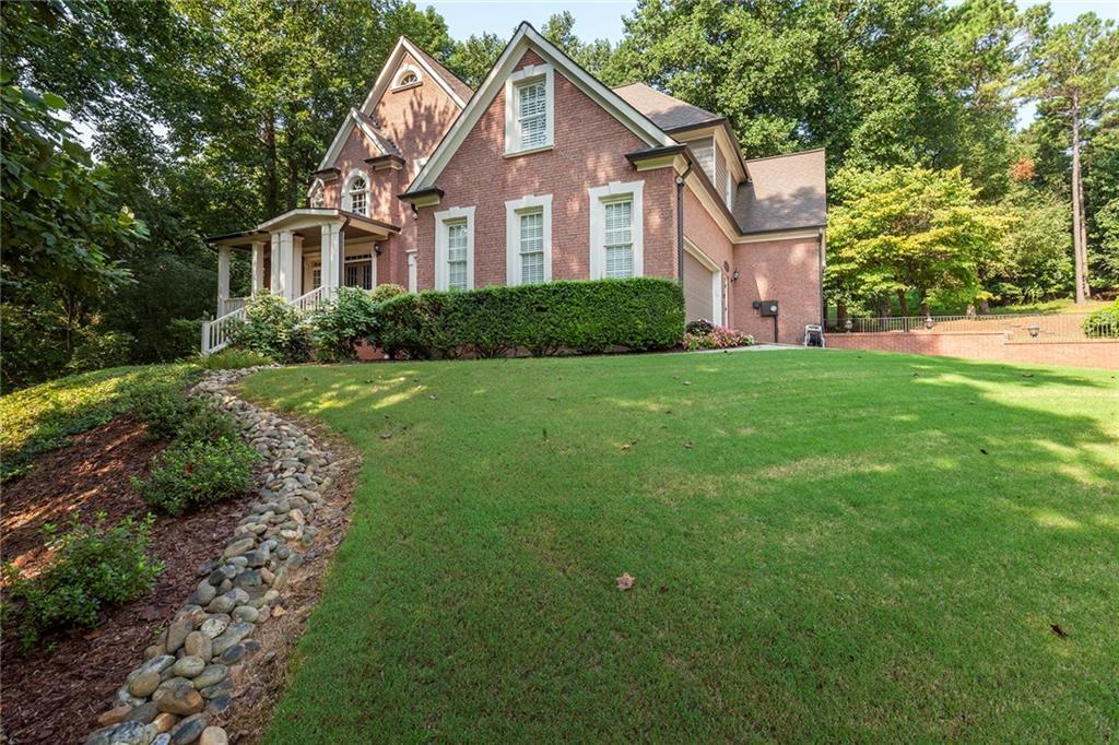 301 Dogwood Heights - Photo 1