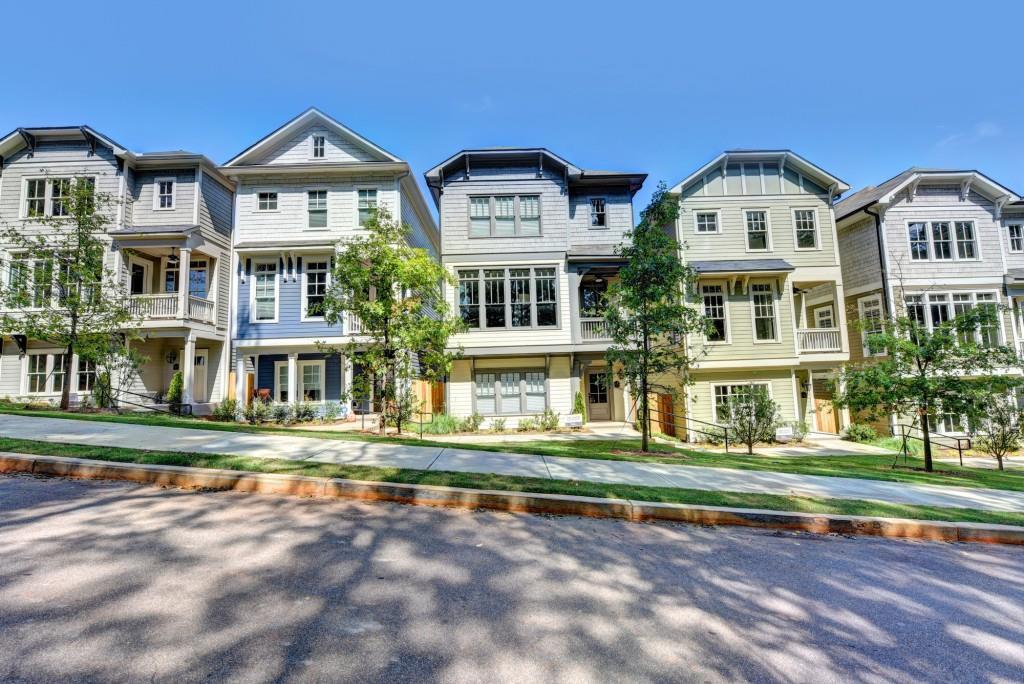 825 Grove Bend - Photo 1