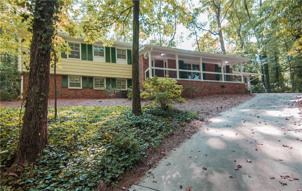 1072 Mason Woods Drive - Photo 1