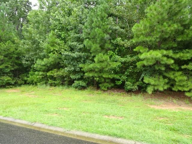 650 Huntington Trace - Photo 1