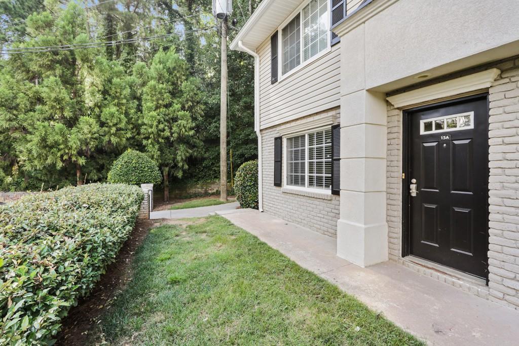 6940 Roswell Road - Photo 1