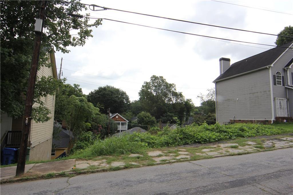 862 Sims Street - Photo 1