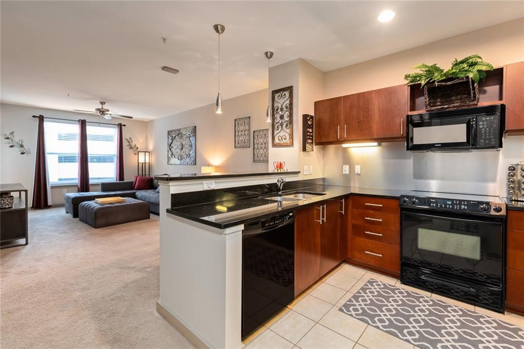 390 17th Street - Photo 1