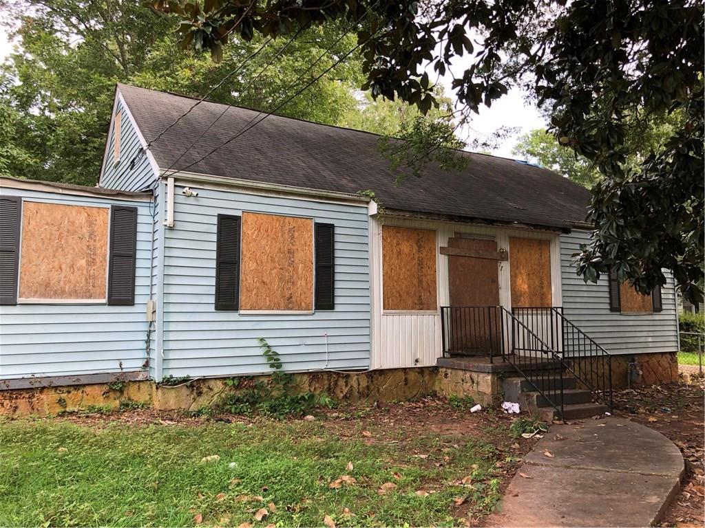 1772 Alexander Street - Photo 1