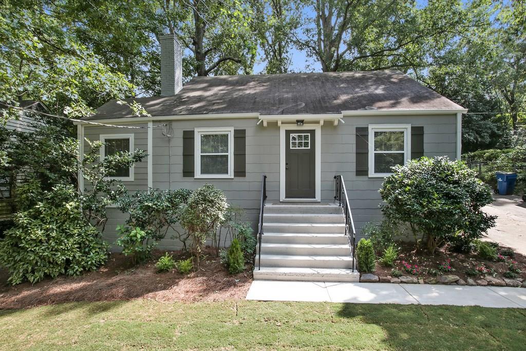 1922 Thompson Avenue - Photo 1