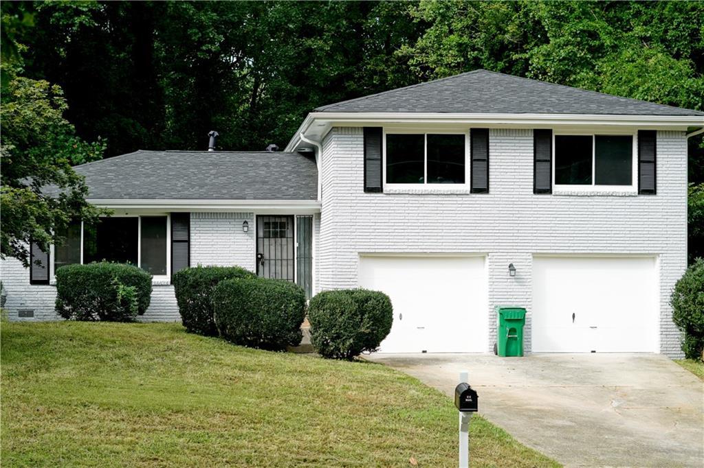 2425 Glendale Drive - Photo 1