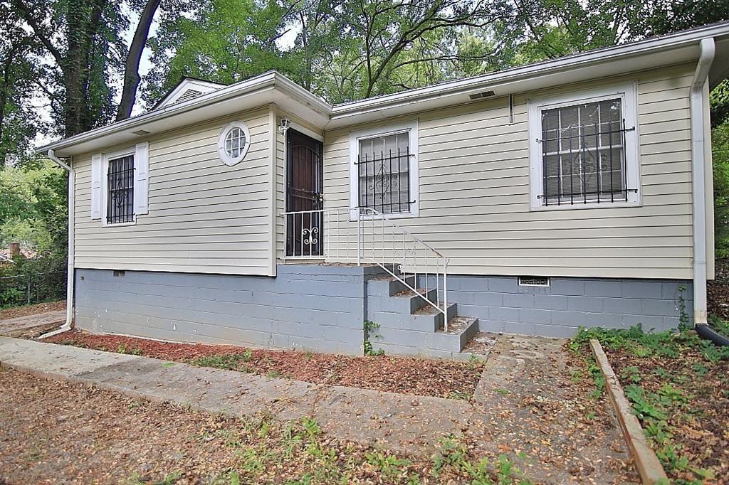 1019 Westmont Road - Photo 1