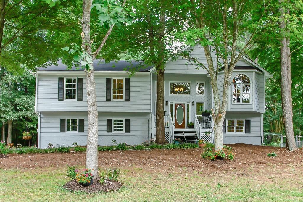 229 Southern Oaks Drive - Photo 1
