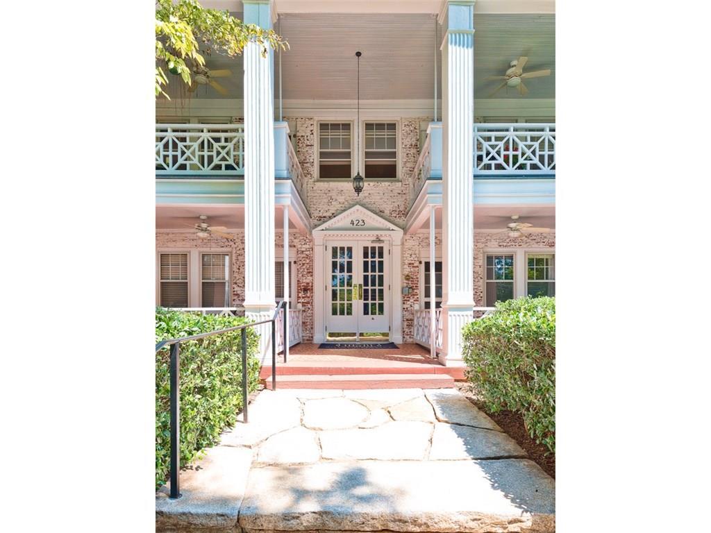 423 Clairemont Avenue - Photo 1