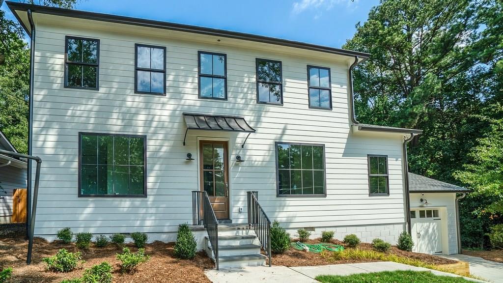 2821 Fraser Street - Photo 1