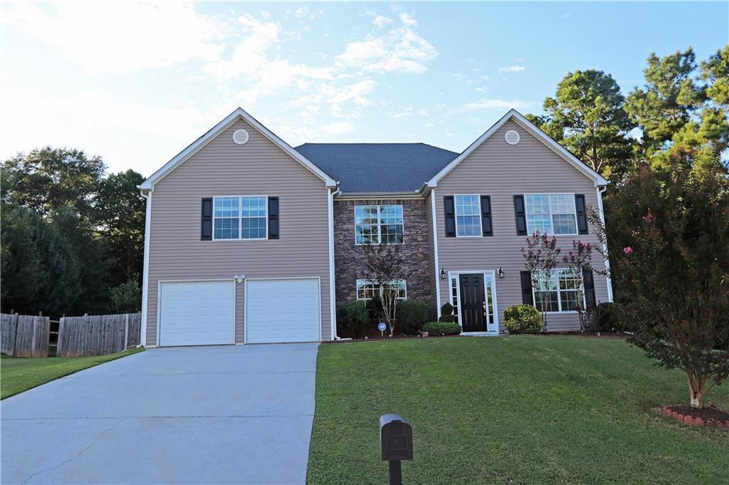 2109 Oakridge Avenue - Photo 1