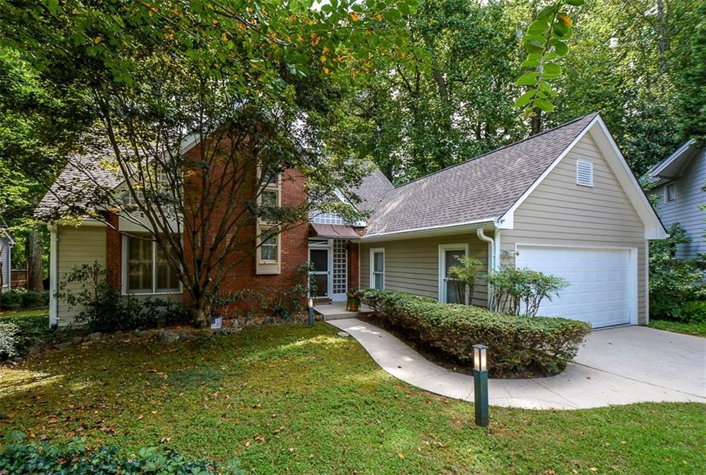 1561 Crossway Drive - Photo 1