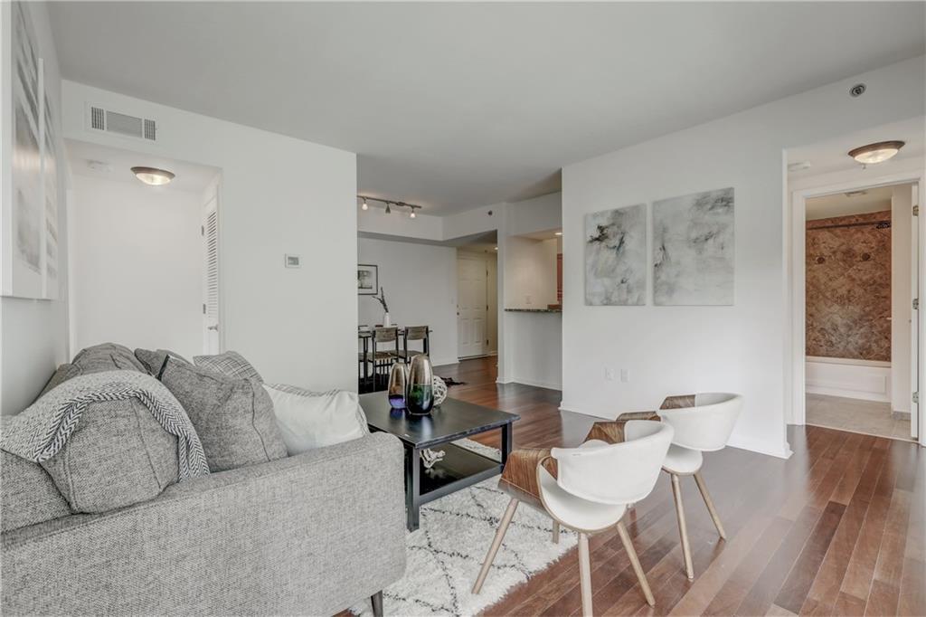 275 13th Street - Photo 1