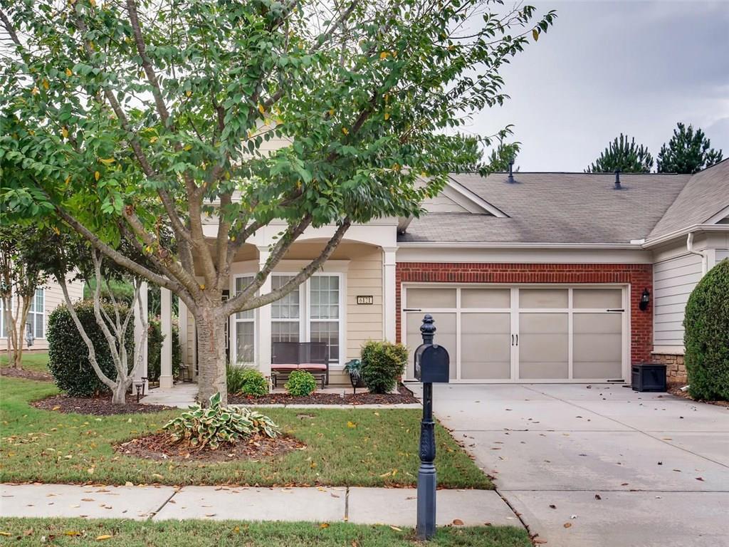 6121 Longleaf Drive - Photo 1