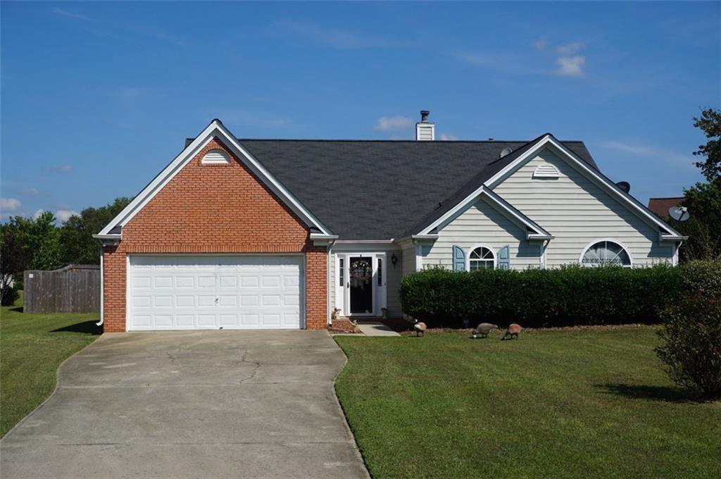 188 Crestworth Crossing - Photo 1